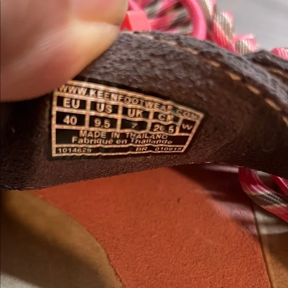 Keen Pink and Gray Sandals for Everyday Adventures - Picture 9 of 9